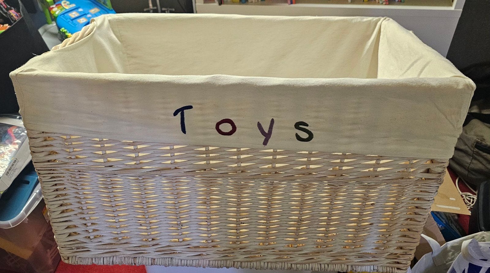 grote witte rieten speelgoedmand, Huis en Inrichting, Minder dan 50 cm, 50 tot 100 cm, Ophalen of Verzenden, Zo goed als nieuw