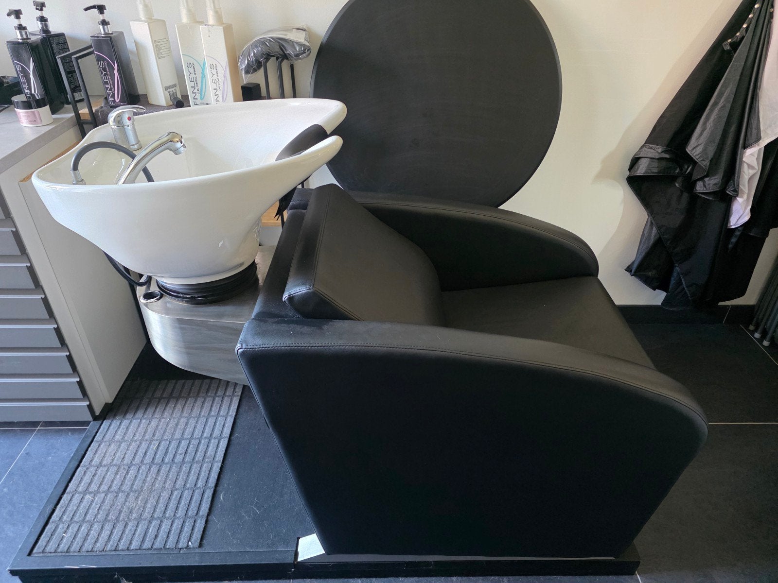 te koop: z.g.a n  luxe kappers wasunit