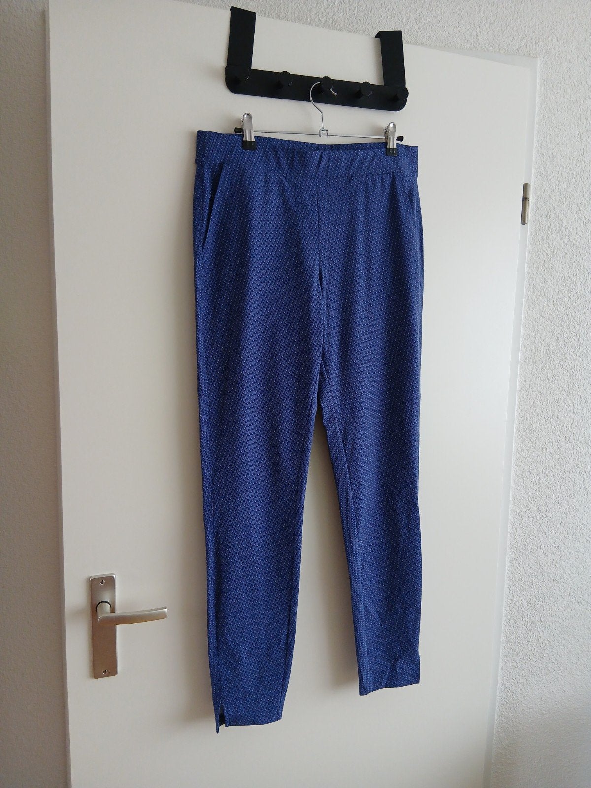 Modieuze nieuwe blauwe broek van Studio Anneloes. Maat M, Maat 38/40 (M), Studio Anneloes, Nieuw, Lang