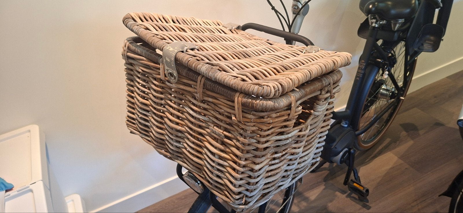 TE KOOP Gebruikte BASIL FIETSMAND, Fietsen en Brommers, Ophalen, Gebruikt, Fietsmand, BASIL