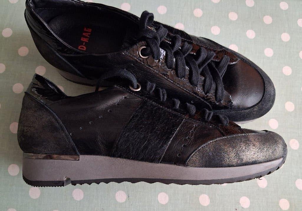 Zwarte Sneakers Maat 40, Kleding | Dames, Zwart, Ophalen of Verzenden, RED-RAG, Sneakers of Gympen