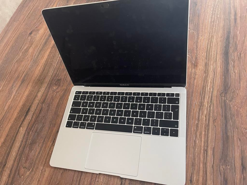 MacBook Air 2018 - Zo goed als nieuw, Ophalen, Qwerty, 8 GB, 13 inch