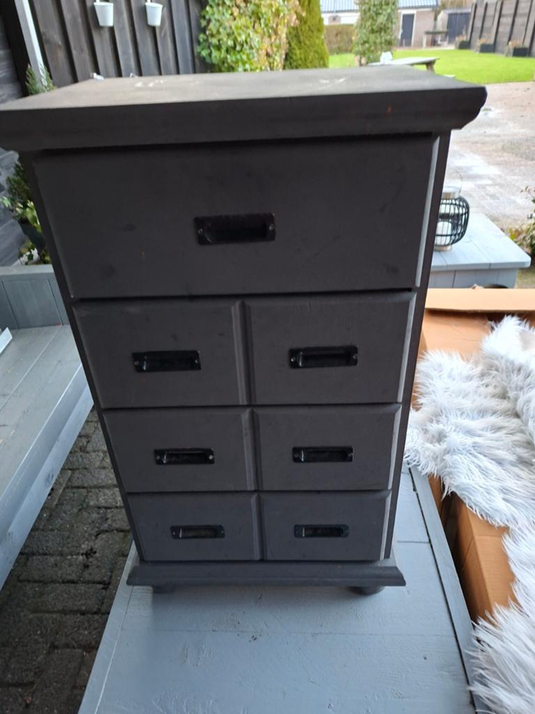 Mooi kastje, maten lang 50 cm breed 37 cm Hoog 84cm, Antiek en Kunst, Antiek | Meubels | Kasten, Ophalen of Verzenden