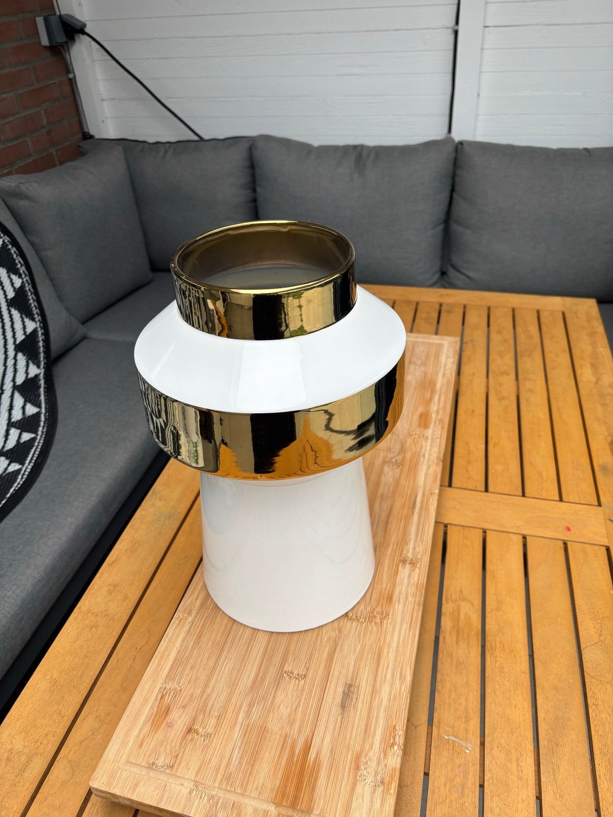 originele POLS POTTEN Object Vase, Ophalen, Met patroon/structuur, Wit, Zo goed als nieuw