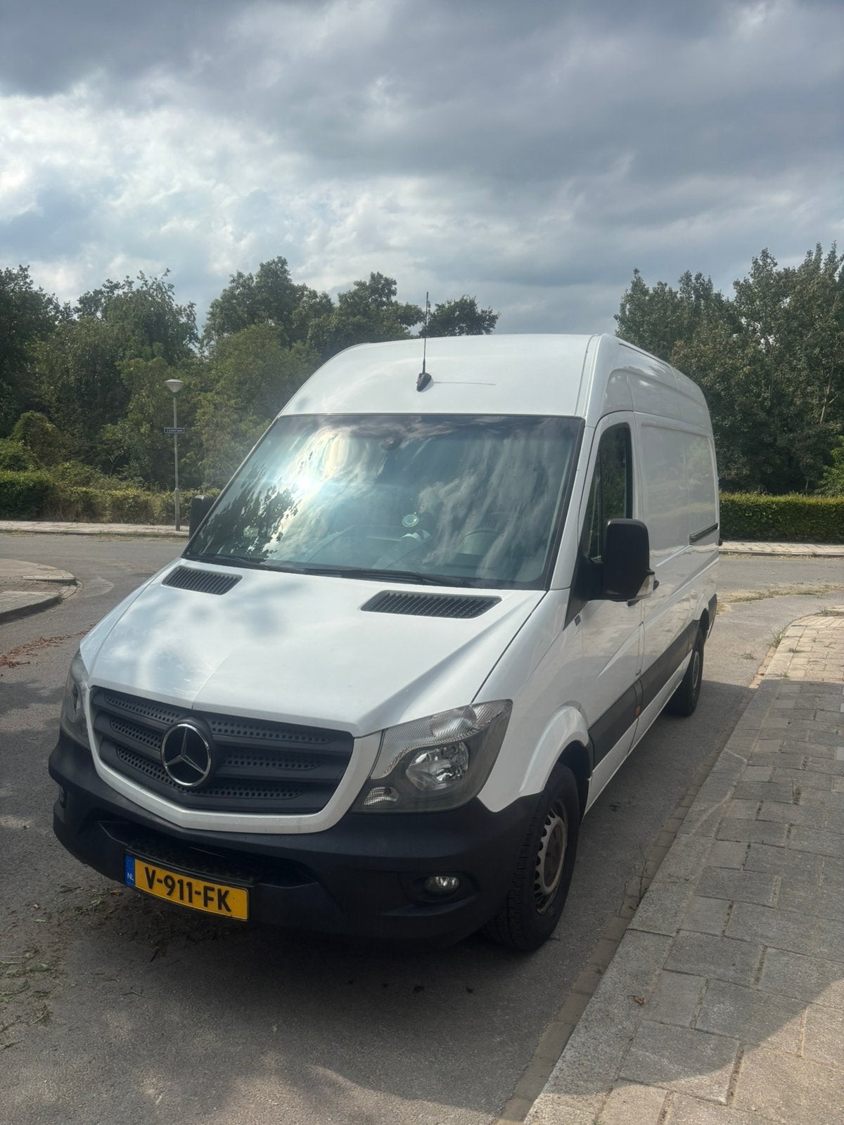 ZZP koerier eigen bus zoekt vaste route, Koeriersdiensten