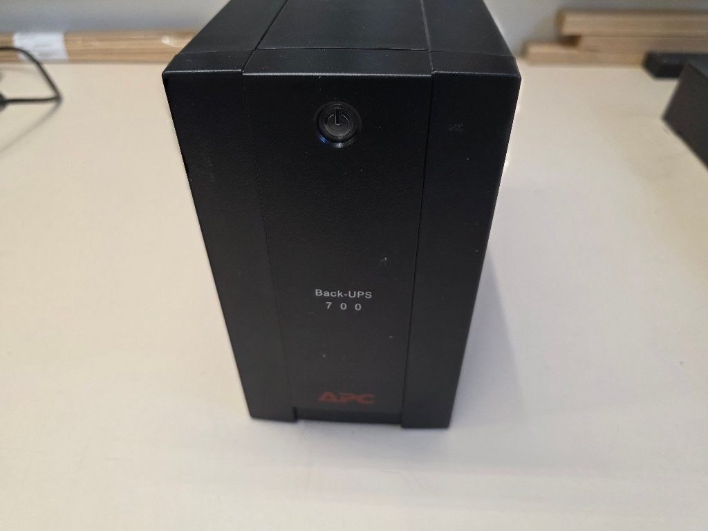 APC UPS BX700UI, Ophalen of Verzenden, Gebruikt