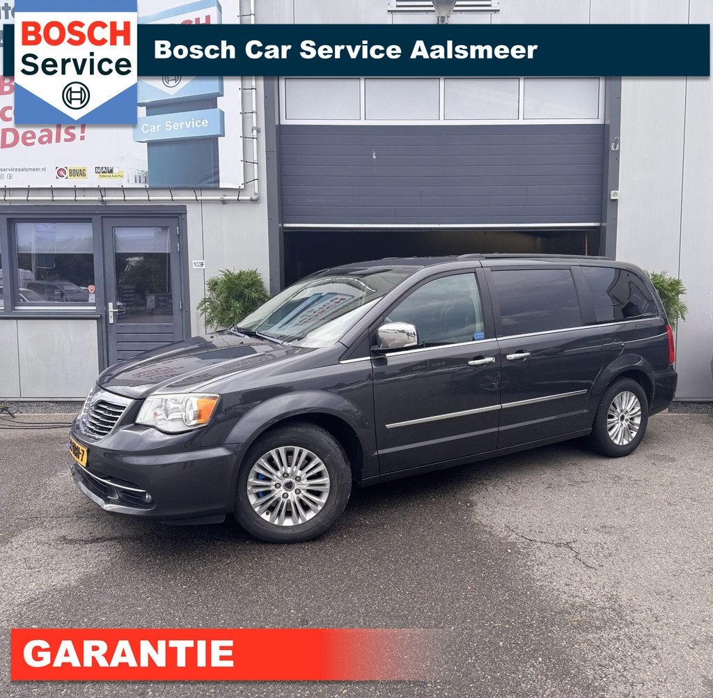 Lancia Voyager 2.8 Multijet Gold / Navi / Airco / Camera / N, Auto's, Lancia, Euro 5, 450 kg, Gebruikt, 4 cilinders