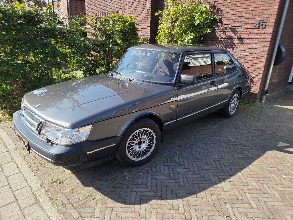 Saab 1990 Grijs, Auto's, Stof, 1200 kg, 11 km/l, Saab 900