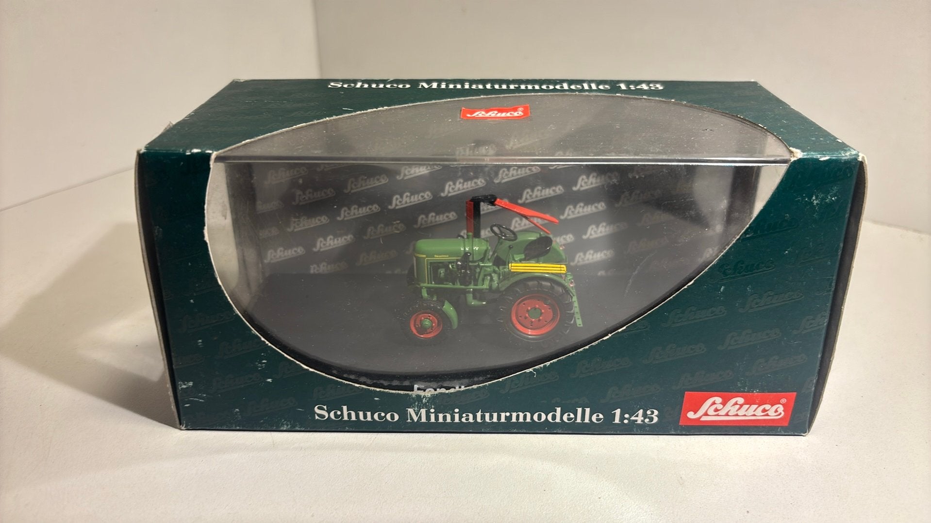 Fendt dieselross schuco 1.43, Auto, Ophalen of Verzenden, Schuco, A