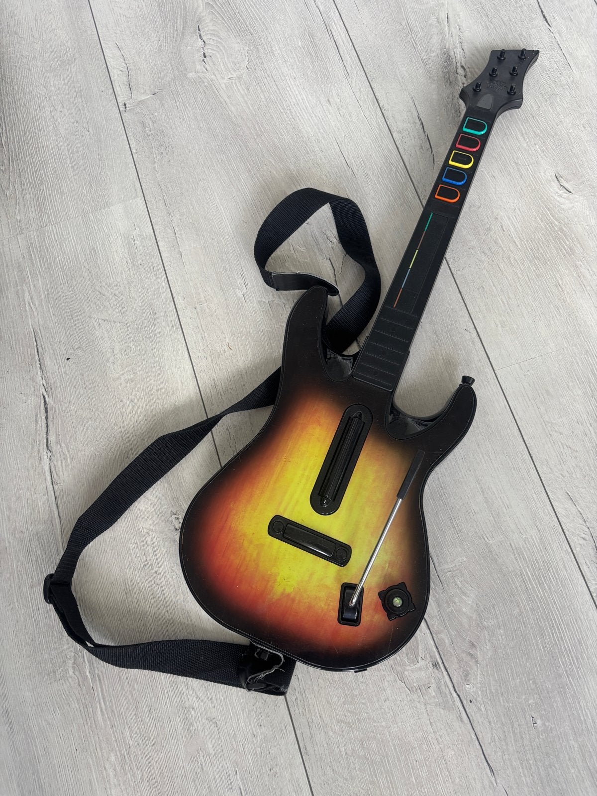 Guitar Hero gitaar voor Xbox 360 - Defect, Xbox, Niet werkend, Overige typen, Overige merken