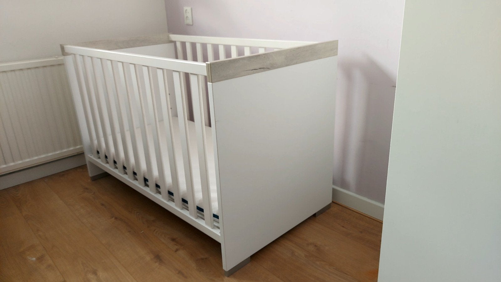 Complete babykamer: ledikant, commode, kast en plank, Ophalen, Gebruikt, Jongetje of Meisje
