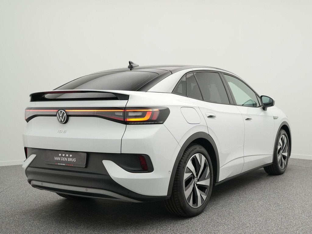 Volkswagen ID.5 Pro 77 kWh | SOH 93% | LED | Achteruitrij Ca, Auto's, Automaat, Achterwielaandrijving, Zwart, Wit