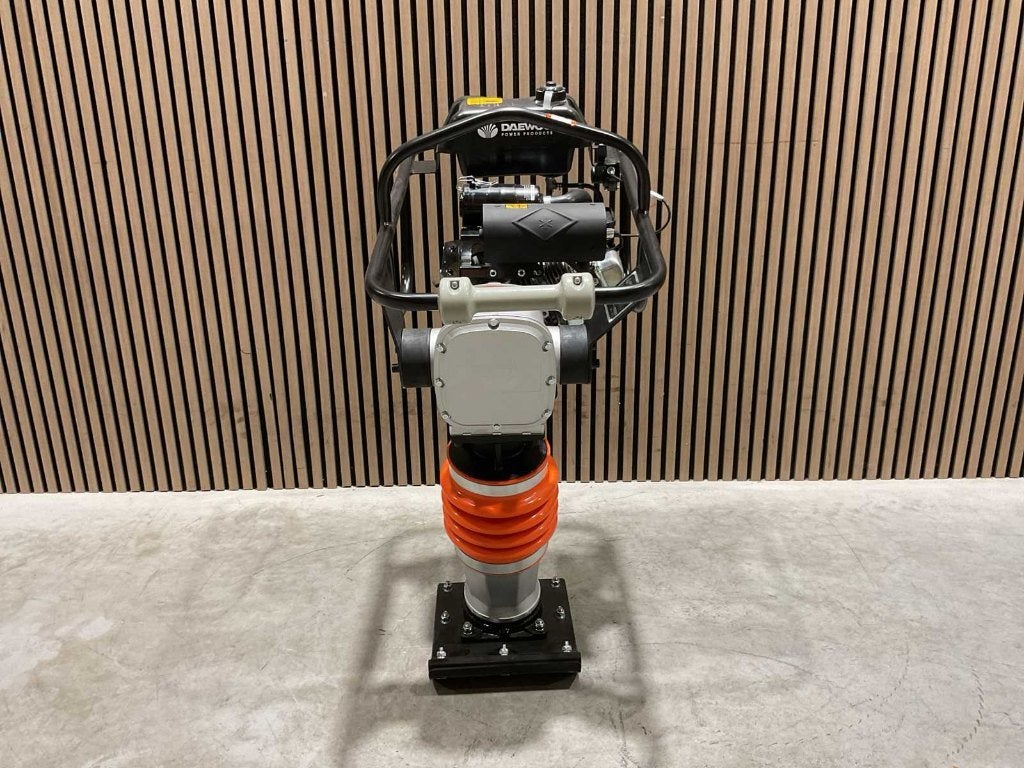 Daewoo DARM80 trilstamper / sleuvenstamper nieuw in doos ‼️
