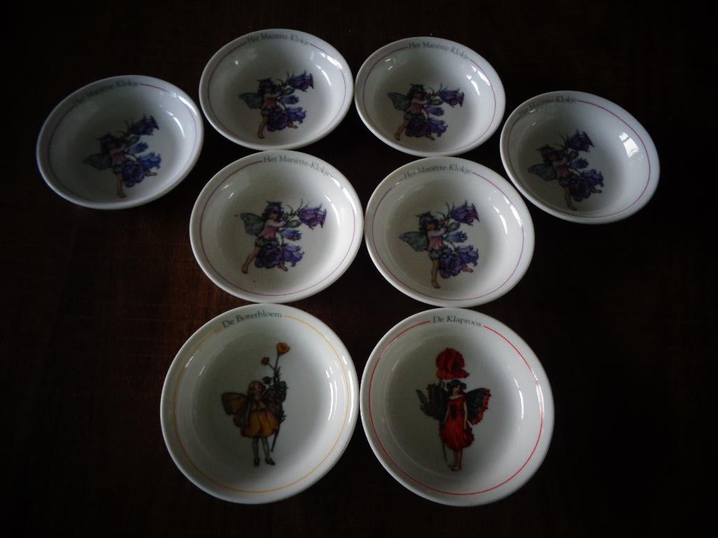8 schaaltjes Flower Fairies, 10,5 cm., Huis en Inrichting, Ophalen of Verzenden, Overige stijlen, Porselein, Schaal of Schalen