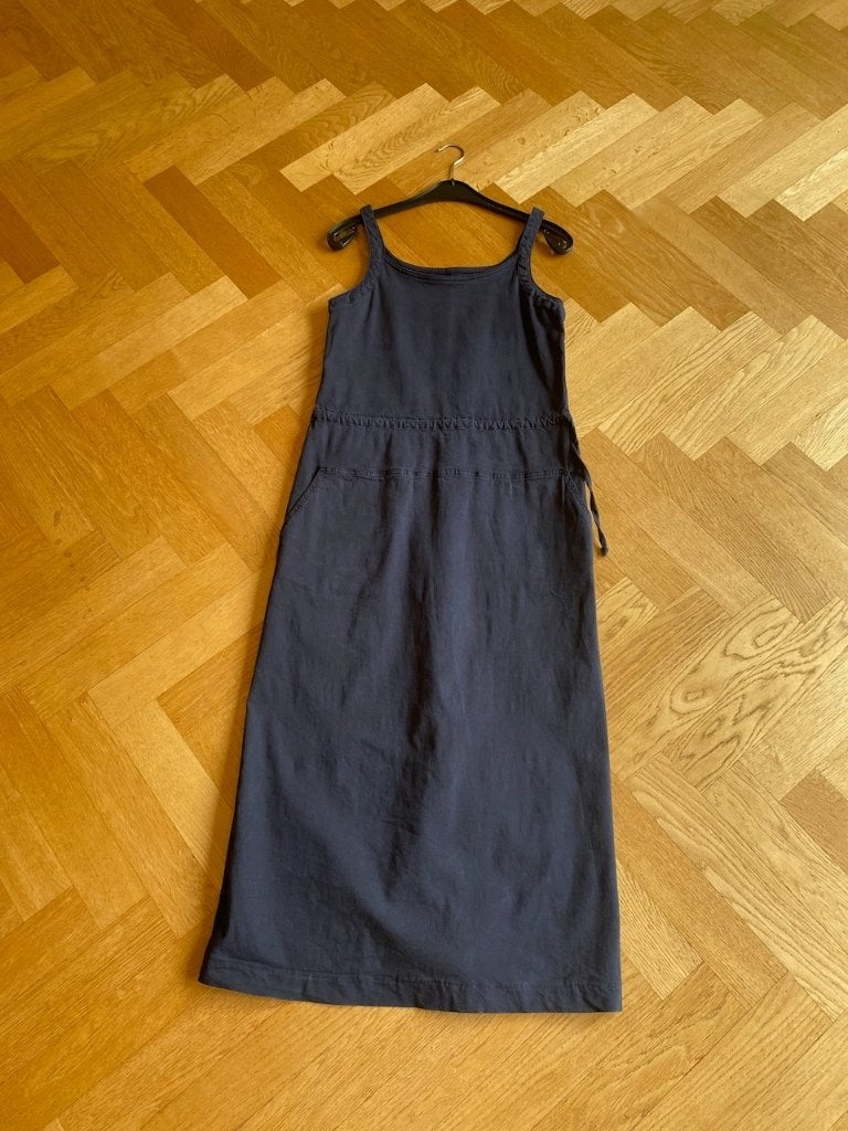 Donkerblauwe midi /maxi jurk mouwloos, maat M, Maat 38/40 (M), Blauw, Cheyenne jeans, Ophalen of Verzenden