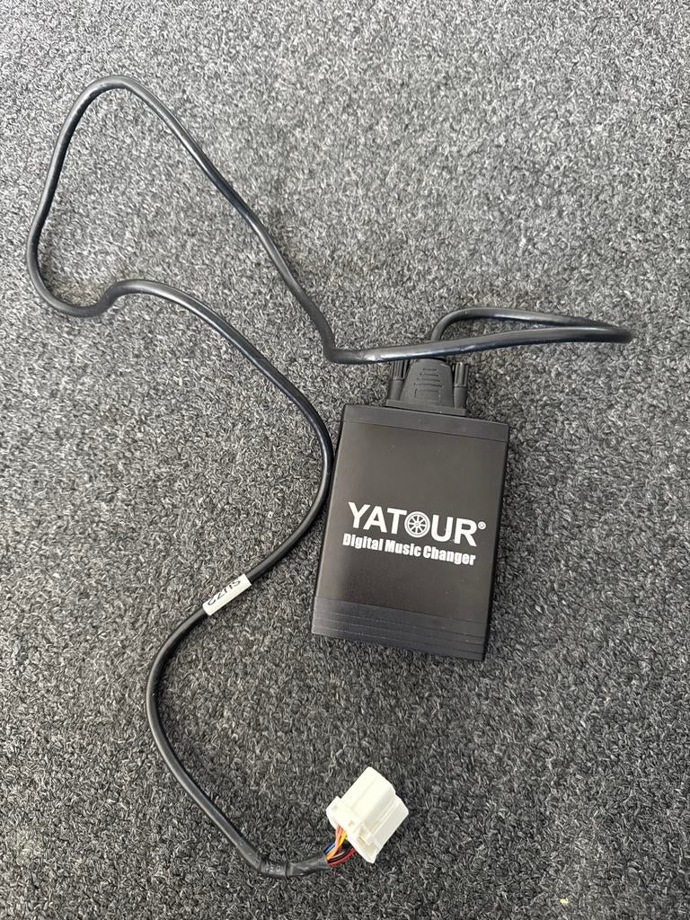 Yatour Digitale Muziek Wisselaar USB SD AUX Adapter, Ophalen of Verzenden, Gebruikt