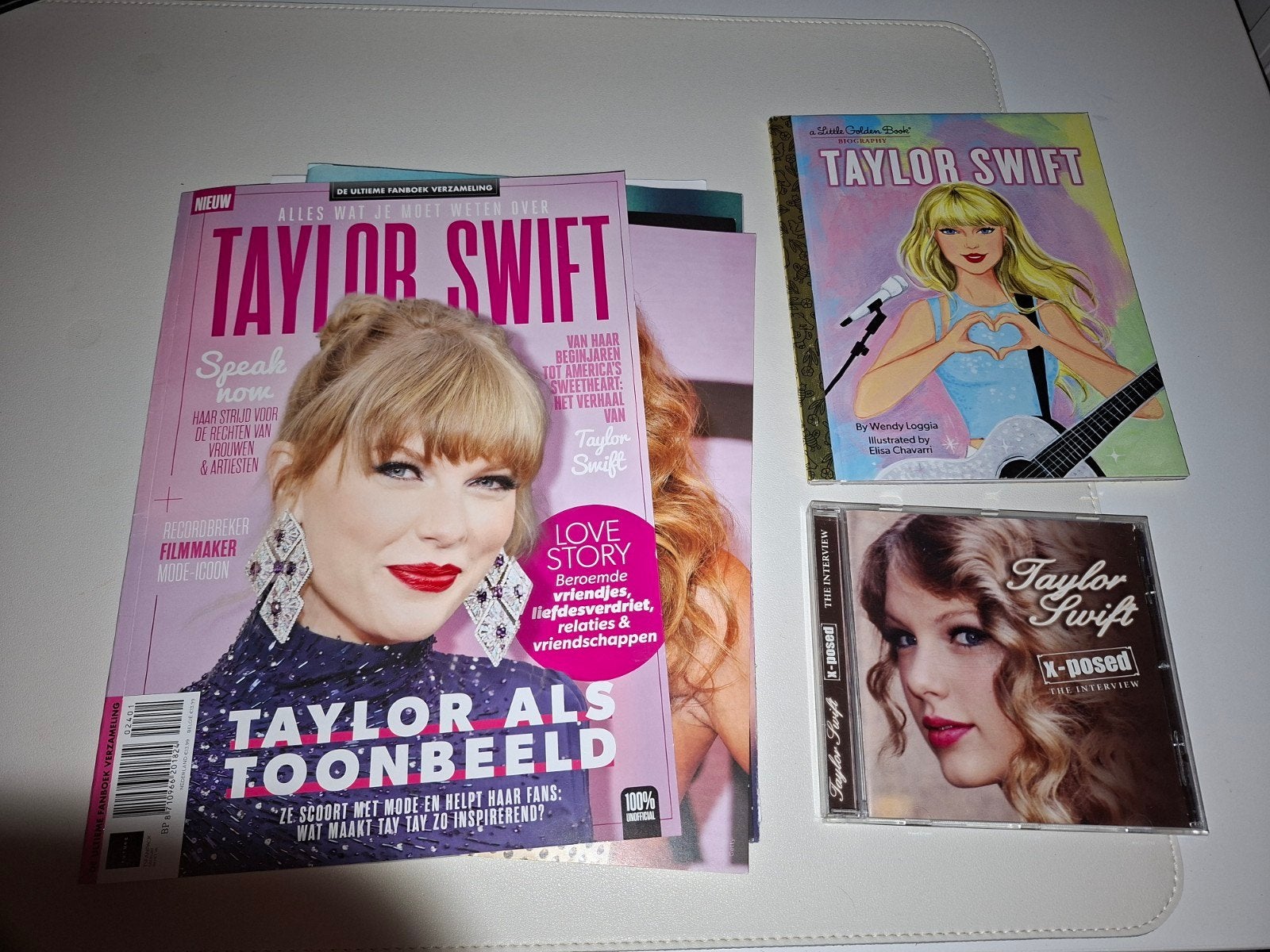 Taylor Swift pakket, Ophalen, Nieuw, Boek, Tijdschrift of Artikel