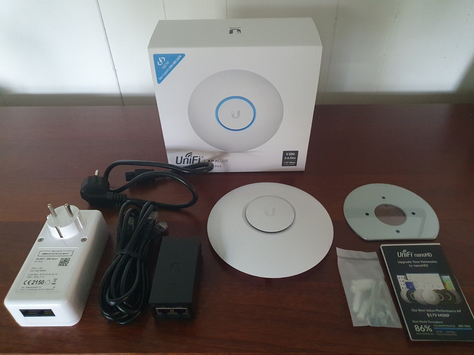 complete set Unifi ap-ac-lite accesspoint, Computers en Software, Ophalen of Verzenden, Zo goed als nieuw, UniFi
