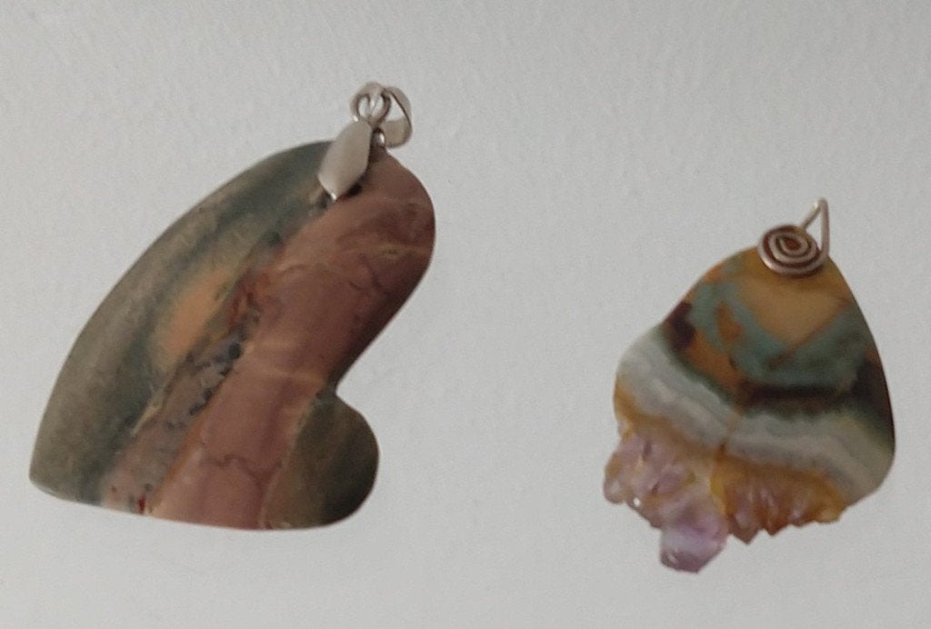 natuursteen hangers, volgnr 1, Nieuw, Ophalen of Verzenden, Steen of Mineraal, Overige kleuren