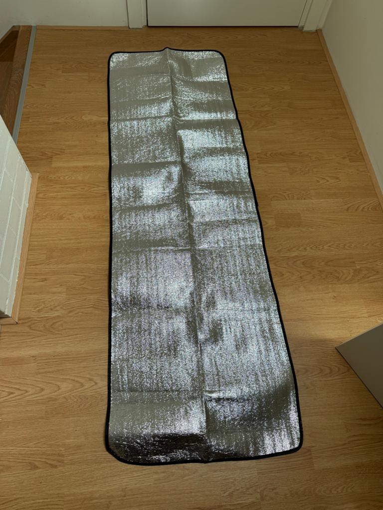 Isolerende slaapmat 60x187 cm - Ideaal voor kamperen, Ophalen of Verzenden, Gebruikt, 1-persoons