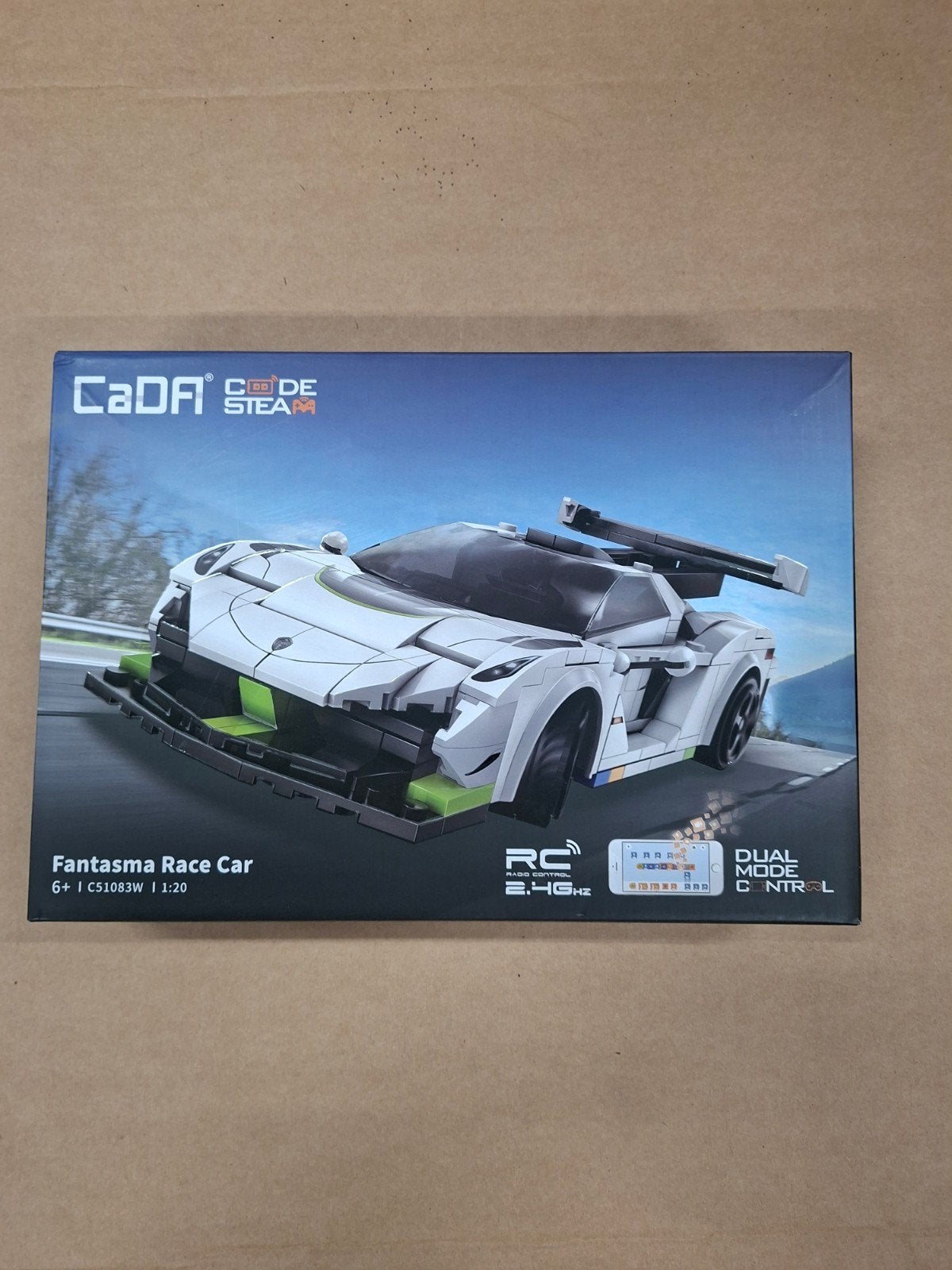 CaDA fantasma race car 1:20, nieuw in doos, Overige merken, -, -, Nieuw