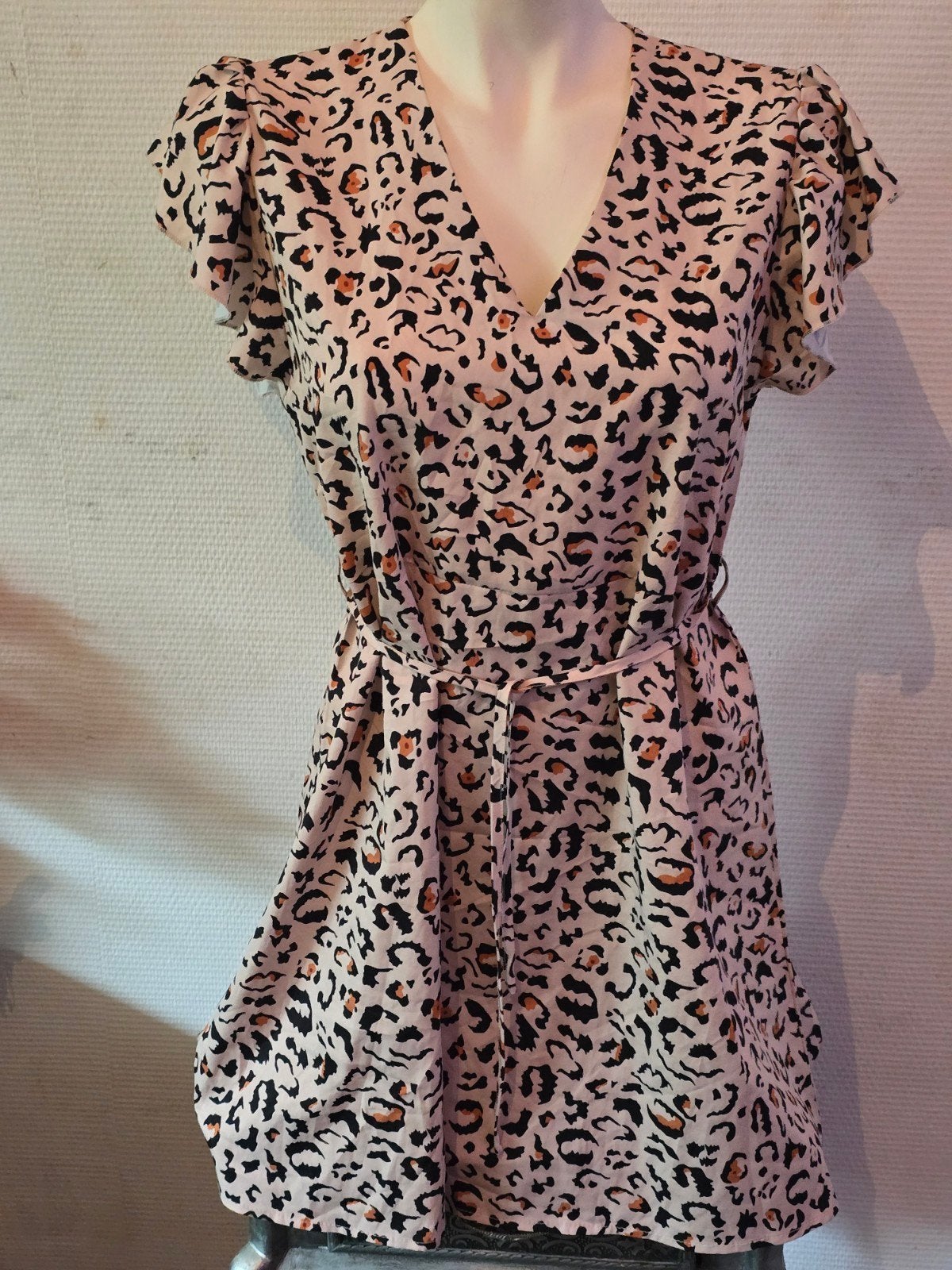 Shein dames Luipaardprint Jurk Maat M, Maat 38/40 (M), Beige, Ophalen of Verzenden, Zo goed als nieuw