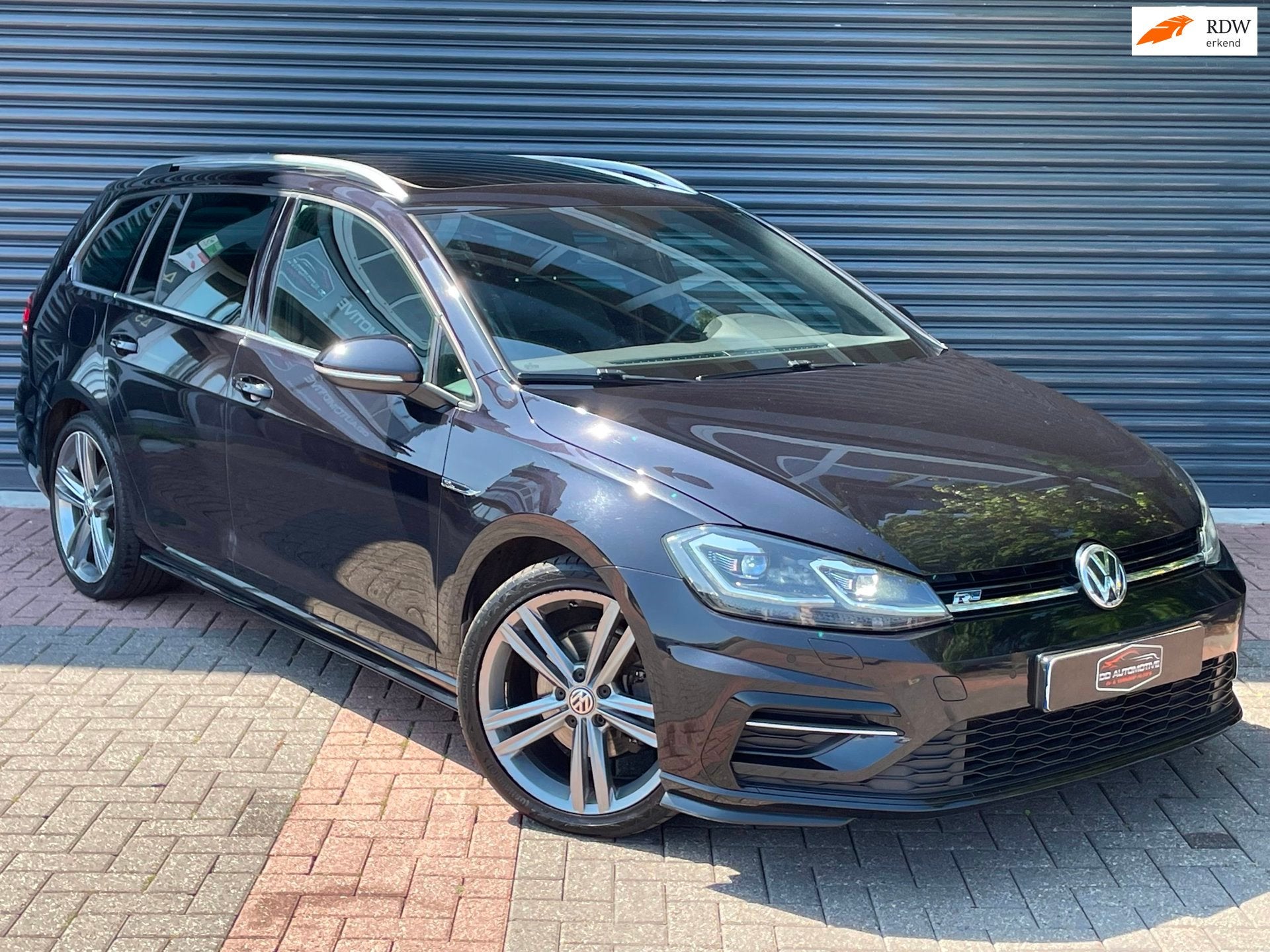 Volkswagen Golf Variant 1.5 TSI Highline R-Line | Pano | Aut, Auto's, 4 cilinders, 150 pk, Zwart, 690 kg