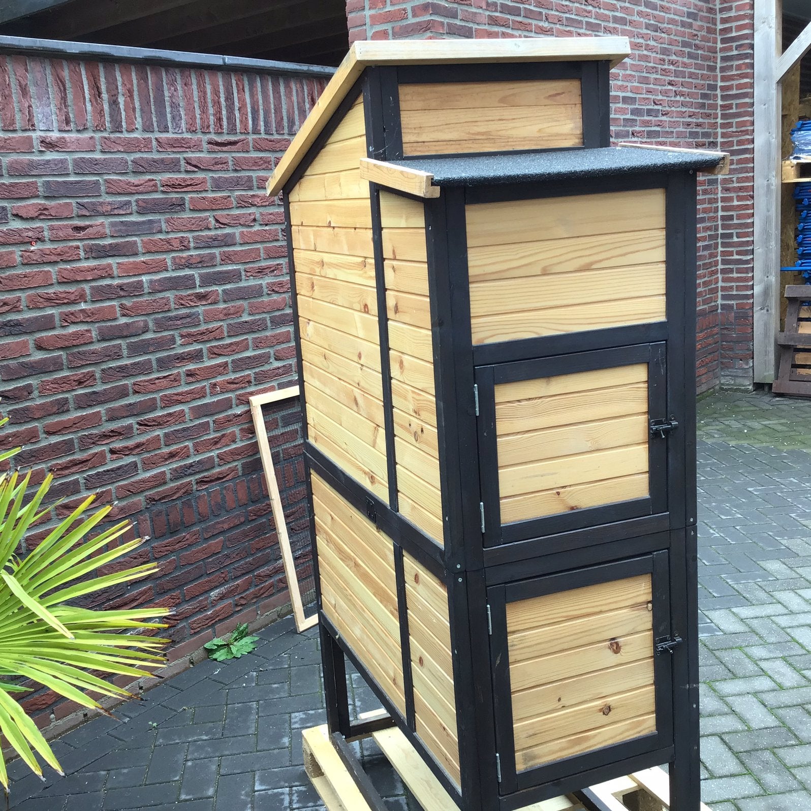 Nette vogelkooi, Ophalen, Zo goed als nieuw, Hout, Vogelkooi