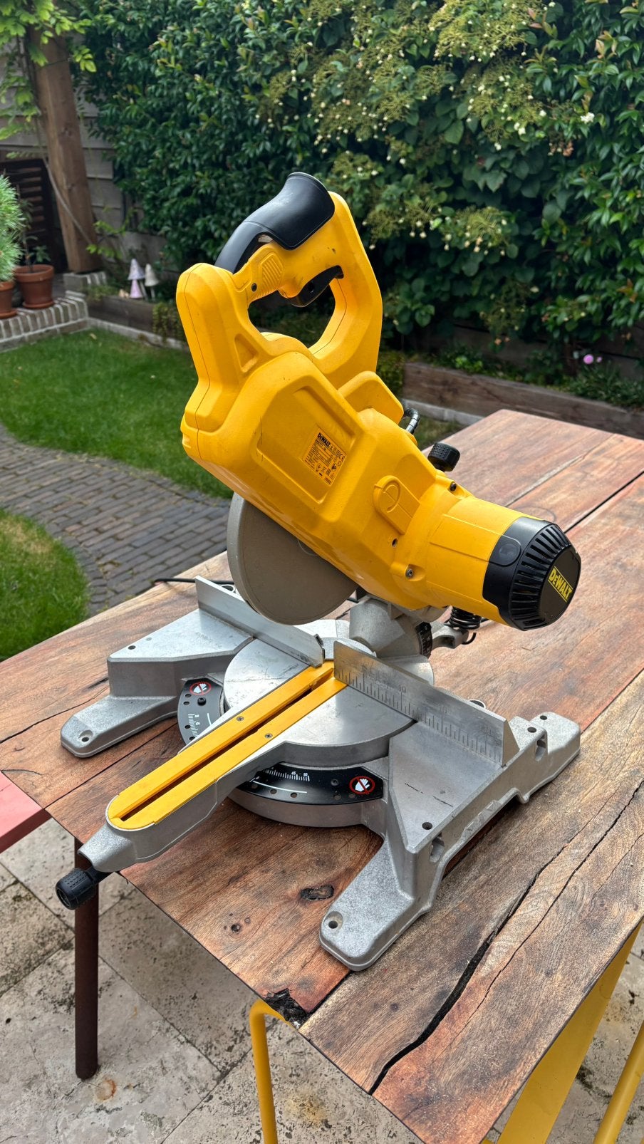 Dewalt DWS777 afkortzaag, Ophalen, Gebruikt, Afkortzaag, 30 tot 70 mm