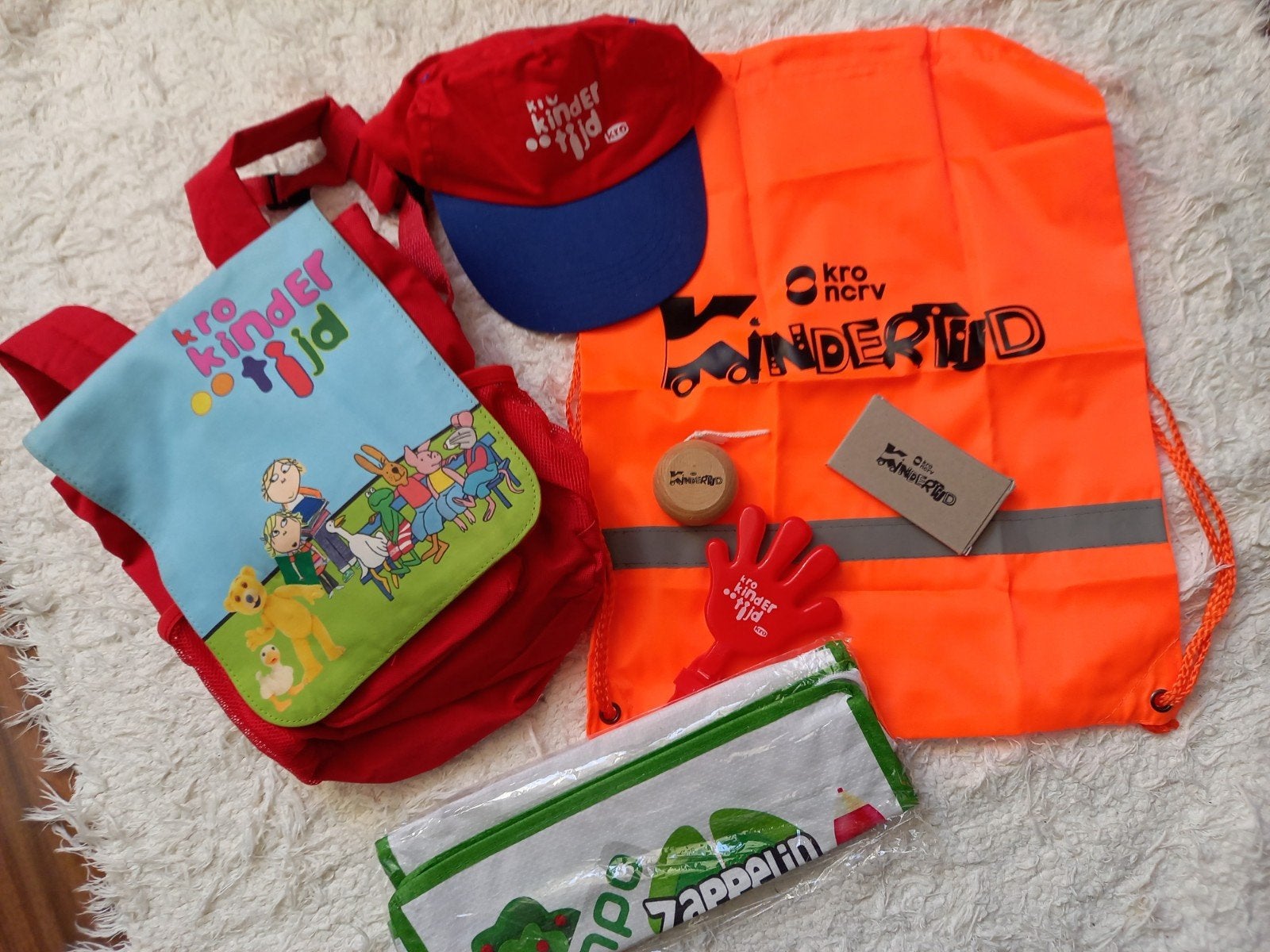 Leuk pakketje KRO kindertijd / zappelin,oa rugzak,bal,jojo, Kinderen en Baby's, Ophalen of Verzenden, Gebruikt, Jongen of Meisje
