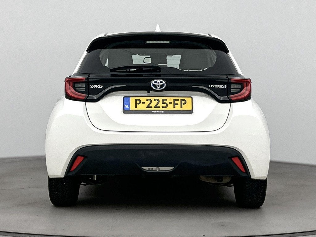 Toyota Yaris 1.5 Hybrid Dynamic 116PK | Automaat | Navigatie, Auto's, Toyota, Gebruikt, Euro 6, Automatische klimaatregeling, 1490 cc