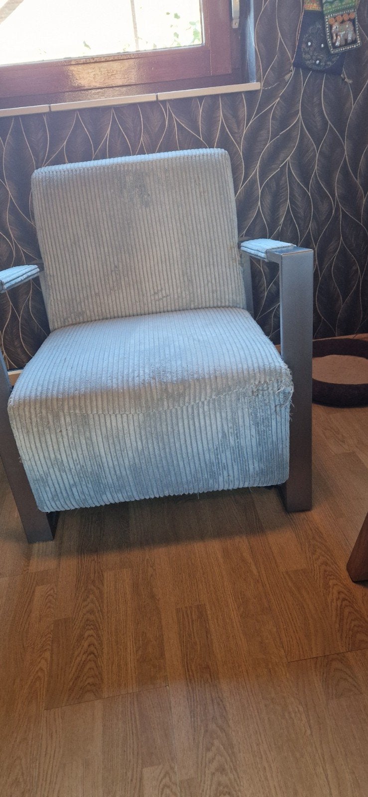 Comfortabele fauteuil met ribstof bekleding, Ophalen, Modern, Comfortabel, Gebruikt, 75 tot 100 cm