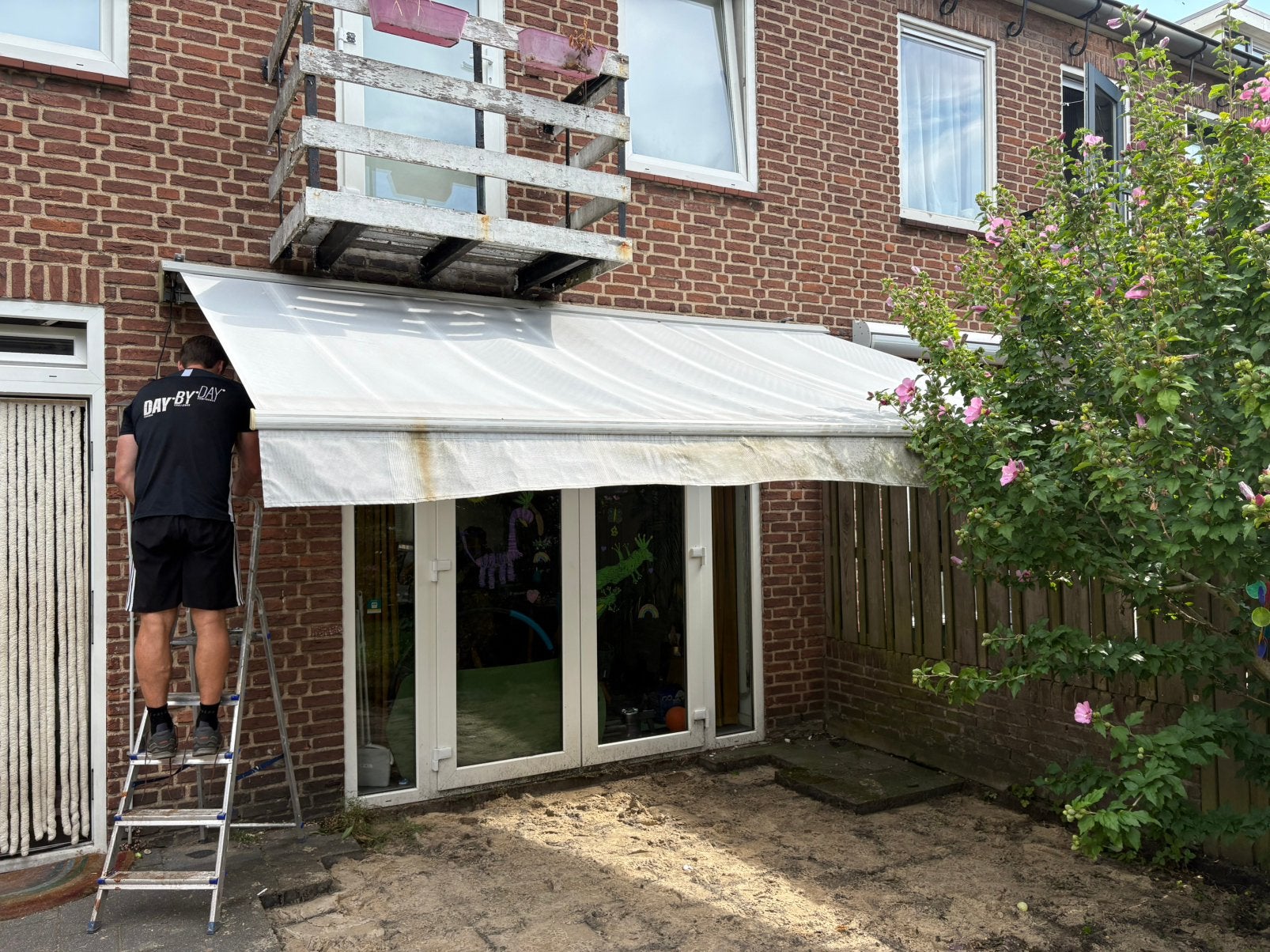 Zonnescherm elektrisch, Tuin en Terras, Zonneschermen, Ophalen, Gebruikt, Elektrisch, 250 cm tot 450 cm