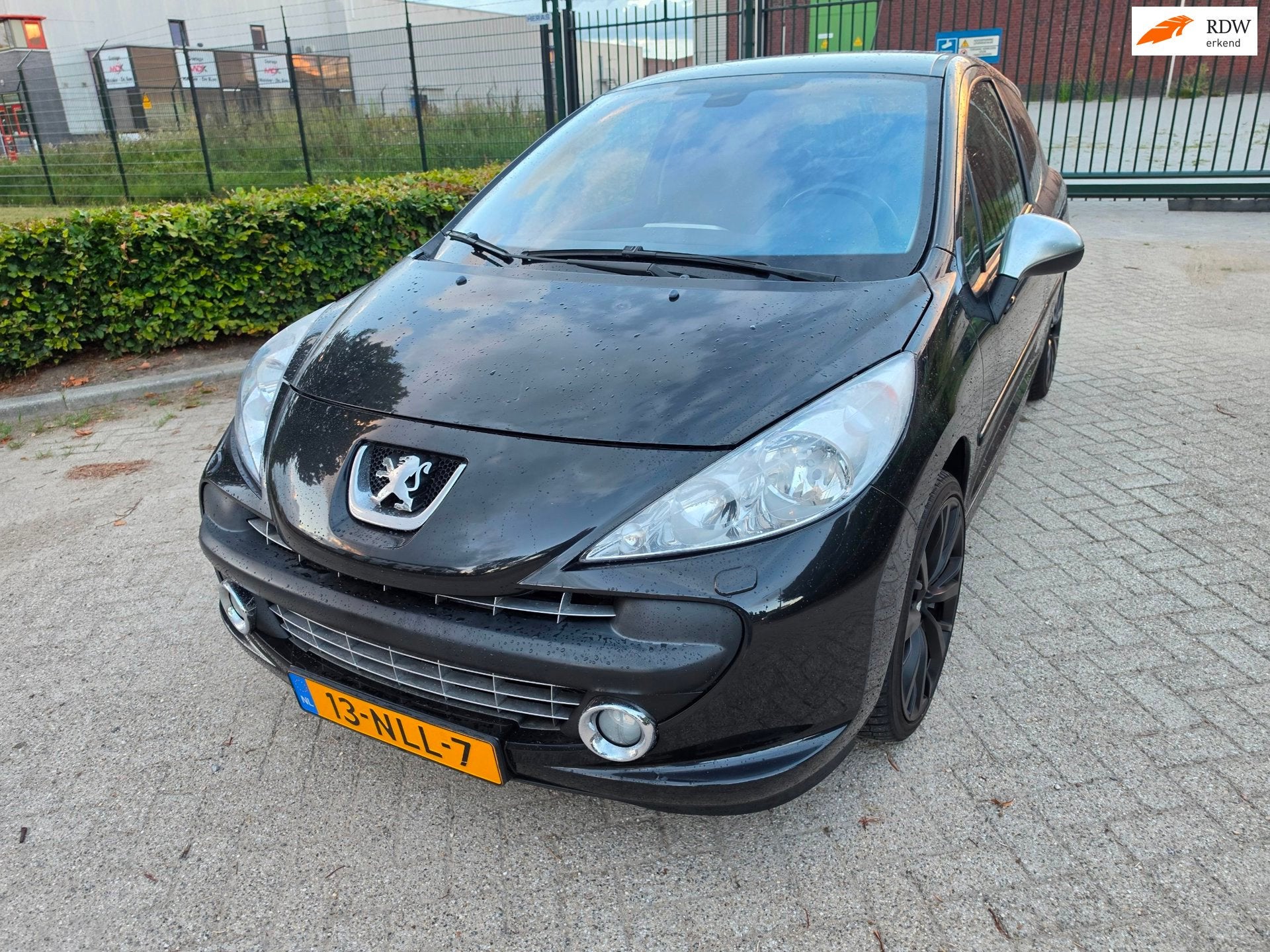 Peugeot 207 1.6-16V T RC CLIMA SCHAAL JBL STOELVERWARMING!, Voorwielaandrijving, 1080 kg, Gebruikt, 1225 kg