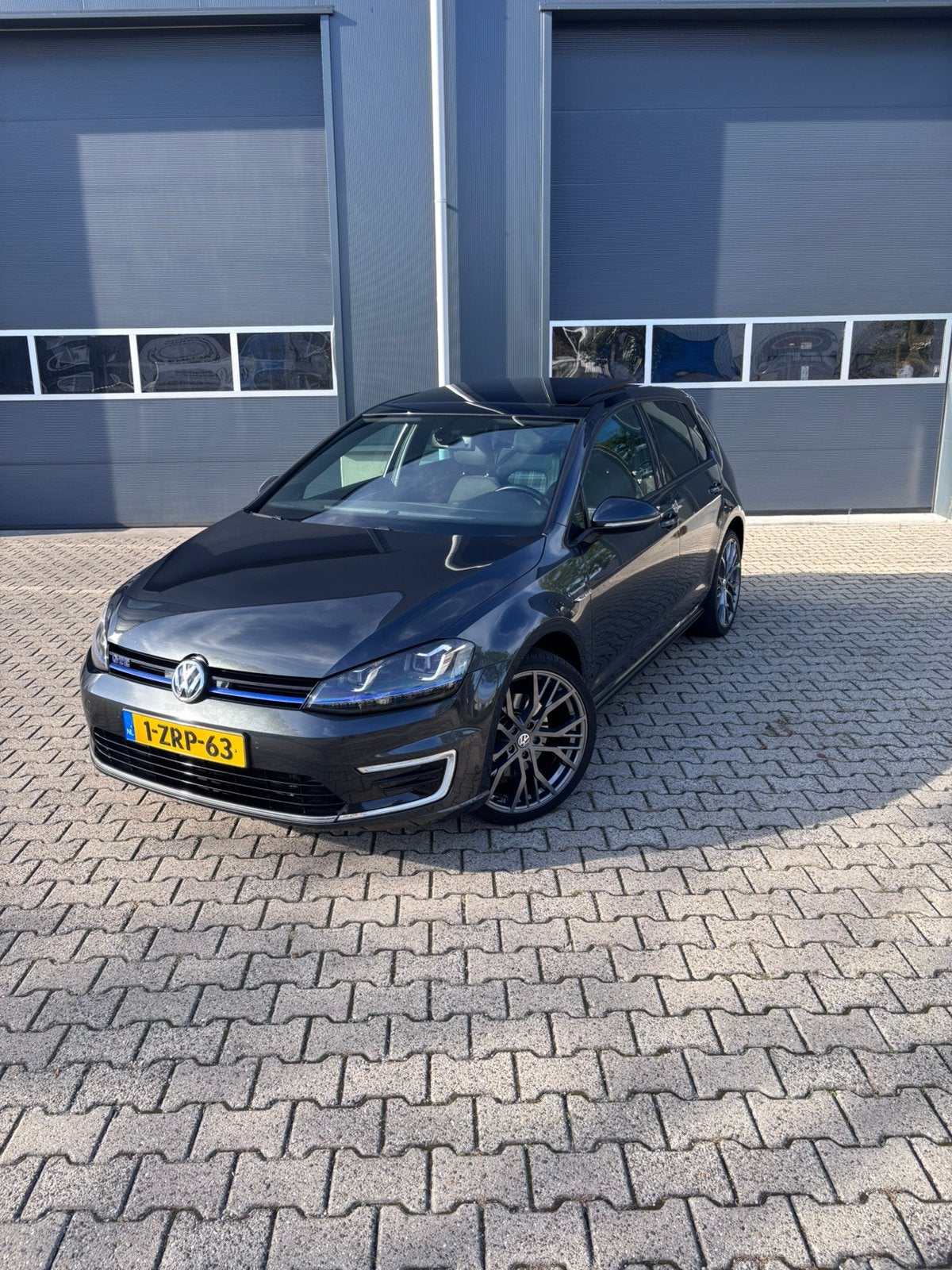Volkswagen Golf 1.4 TSI Phev 150KW GTE 5D 2015 Grijs, Auto's, Stof, 4 cilinders, 1395 cc, 1499 kg