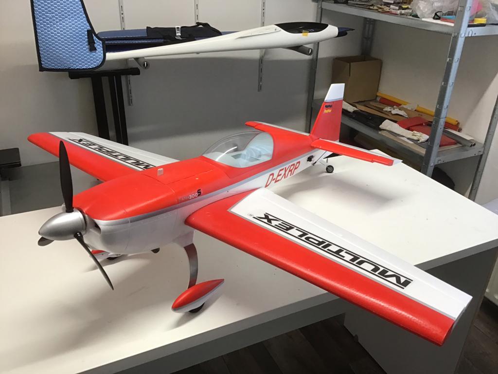 Extra 300 S van Multiplex, Hobby en Vrije tijd, Modelbouw | Radiografisch | Vliegtuigen, Ophalen of Verzenden, Nieuw