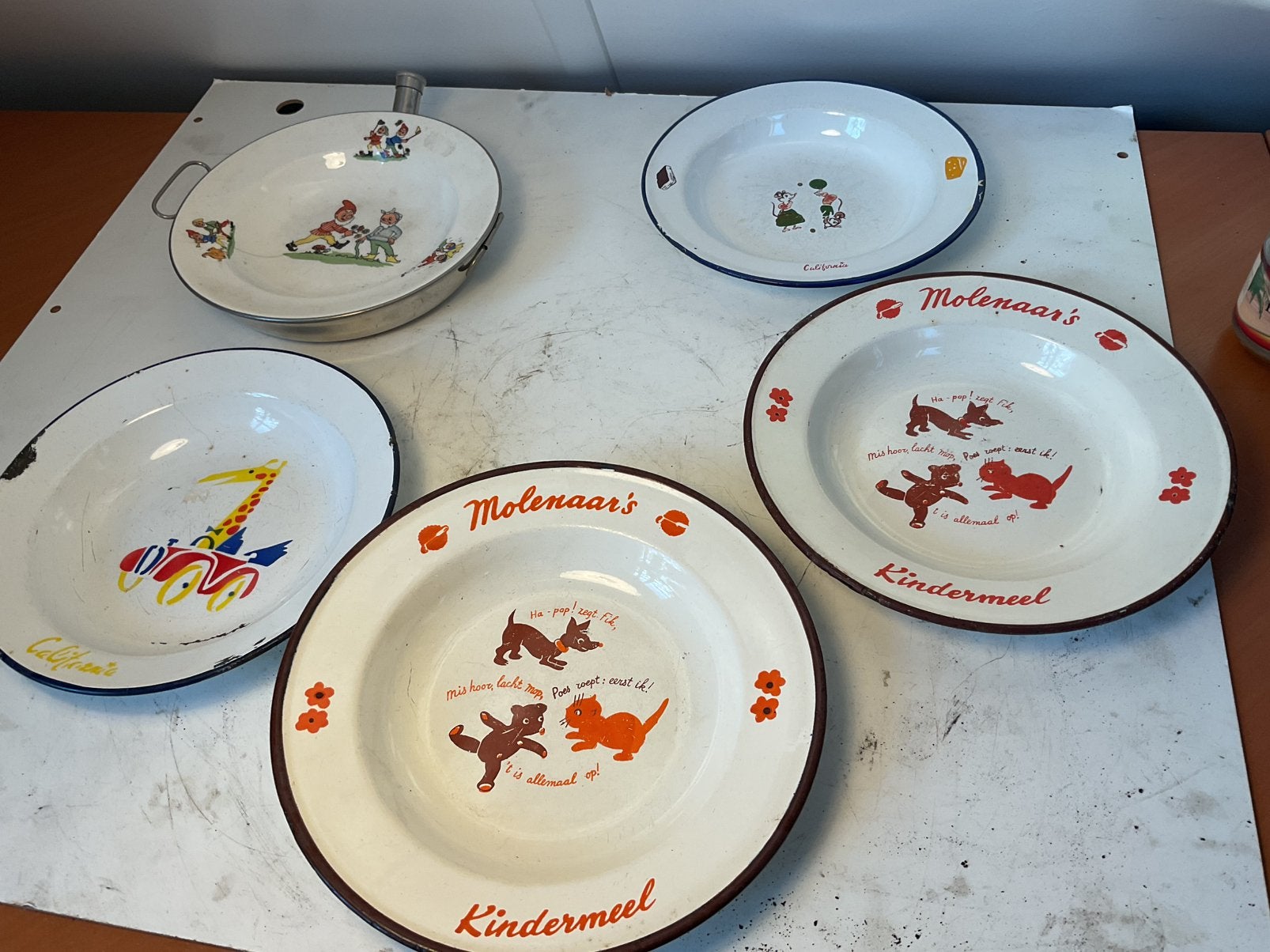 Kinderbordje 5 stuks reclame materiaal emaille, Antiek en Kunst, Ophalen of Verzenden