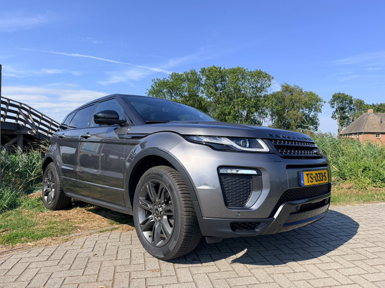 Land Rover Range Rover Evoque 2.0 TD4 180pk 4WD Aut 2018, Auto's, Automaat, Zwart, 2000 kg, 179 pk