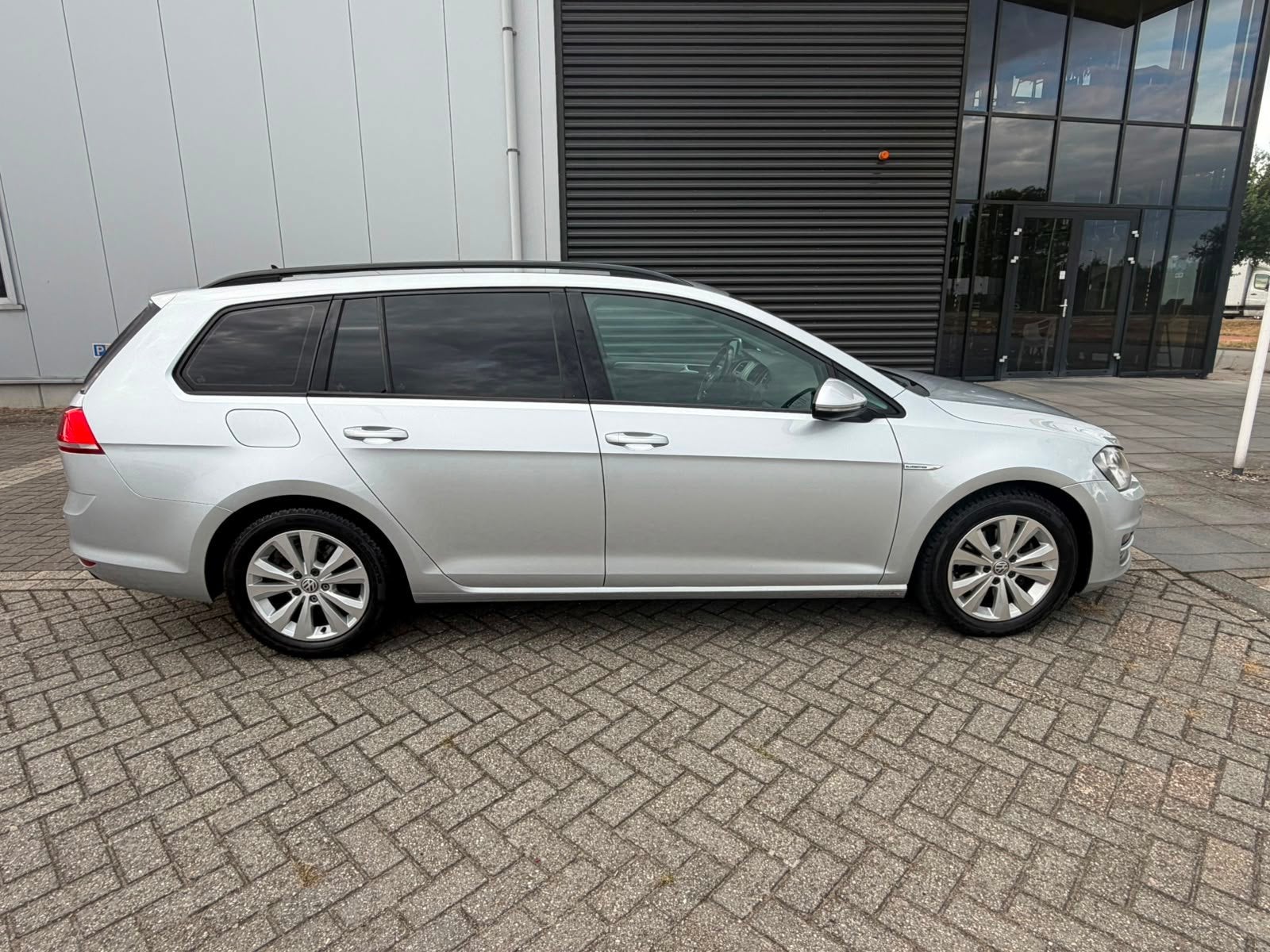 Volkswagen Golf Variant 1.0 TSI Comfortline Automaat Airco C, Auto's, Euro 6, 1210 kg, 116 pk, Origineel Nederlands