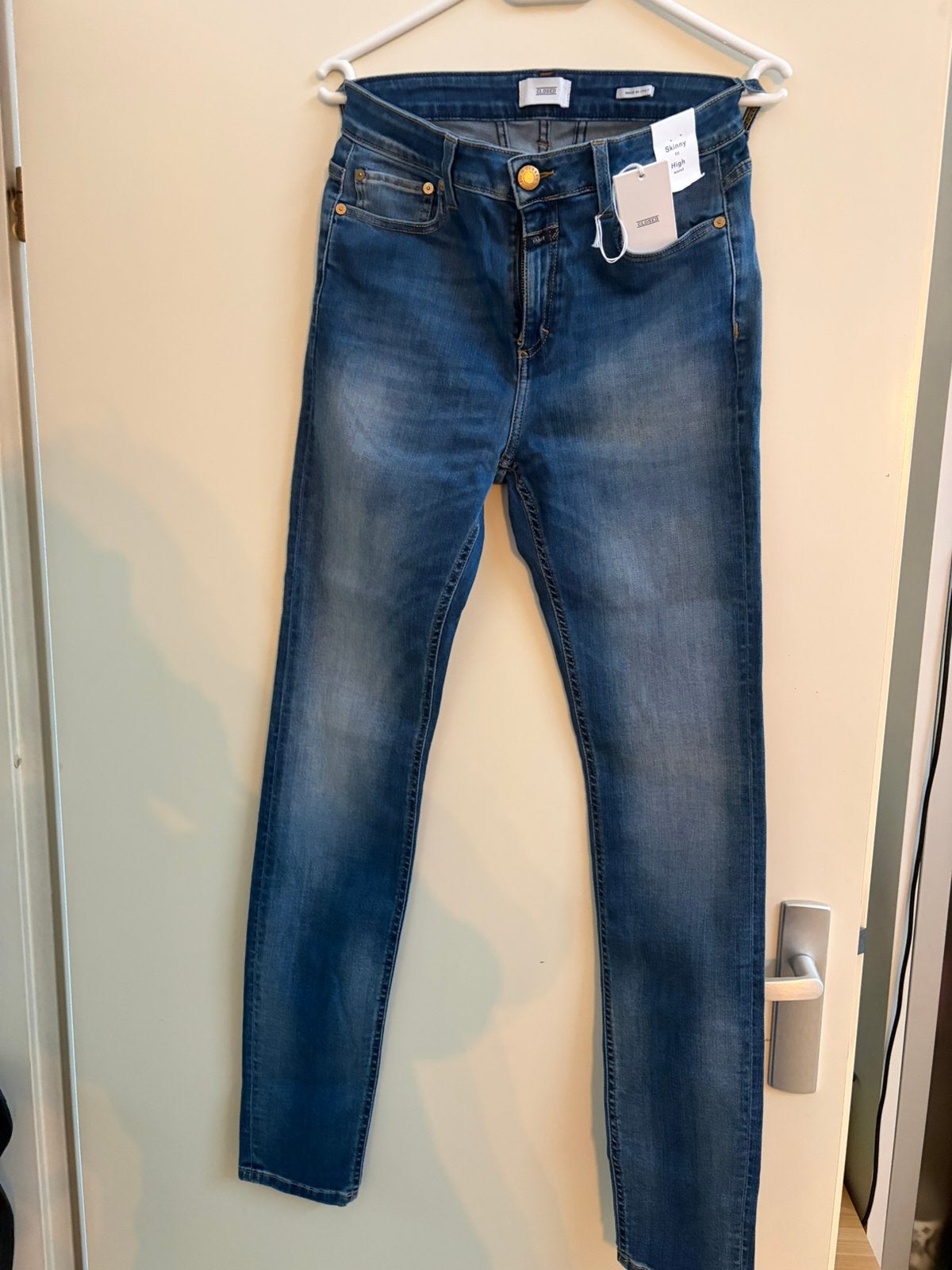 NIEUW Closed dames skinny jeans mt 30, Ophalen of Verzenden, Nieuw, Blauw, W30 - W32 (confectie 38/40)
