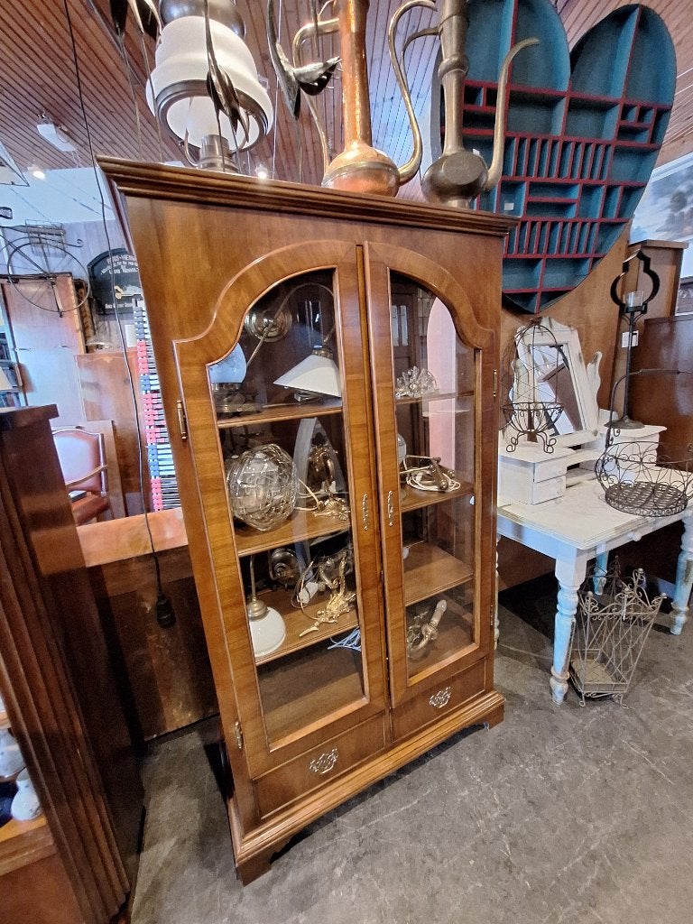 Antieke vitrinekast met glazen deuren en lades, Ophalen, Gebruikt, Klassiek, Antiek, Onbekend