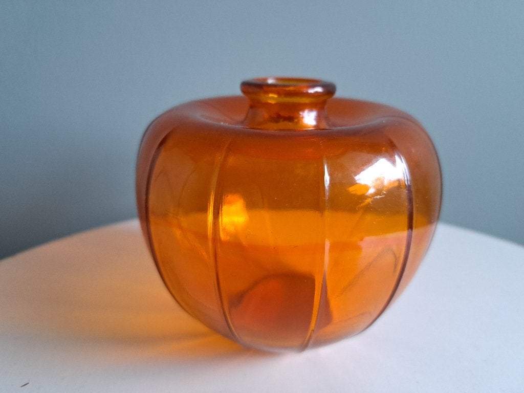 Copier oranje Bevrijdingsvaasje Royal Leerdam 1945, Ophalen