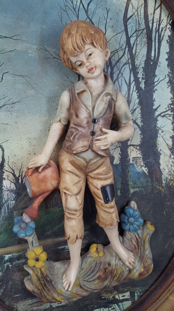 Brocante schilderij met jongen van porselein, Italië. 5A5, Ophalen of Verzenden