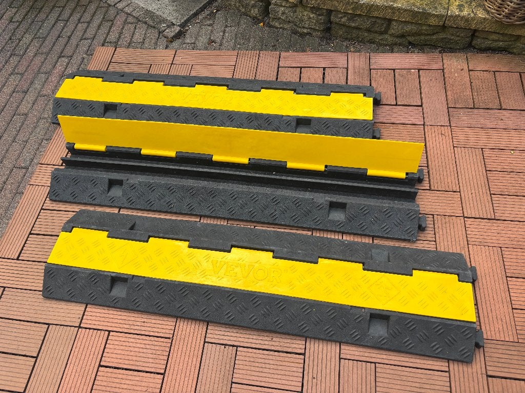 kabelgoot, Ophalen, Zo goed als nieuw, Laadkabel