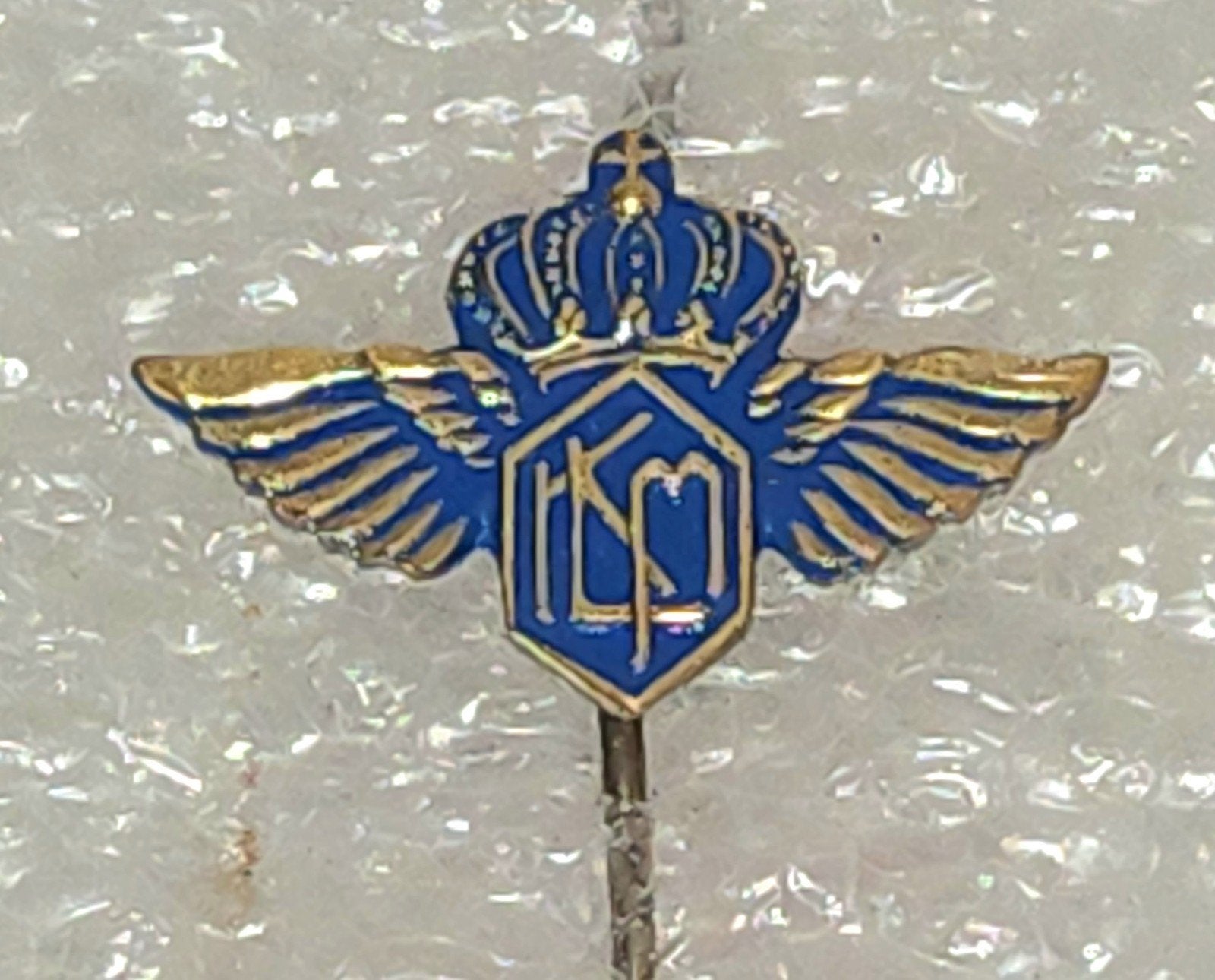 Vintage KLM Speldje - Vliegerinsigne met Kroon, Verzamelen, Speldjes, Pins en Buttons, Ophalen of Verzenden, Gebruikt, Overige onderwerpen