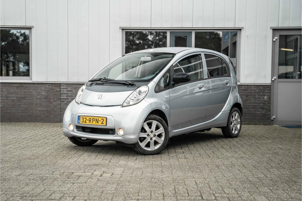 Peugeot iOn Active (bj 2011, automaat), Automaat, Elektrische ramen, Zwart, 1095 kg