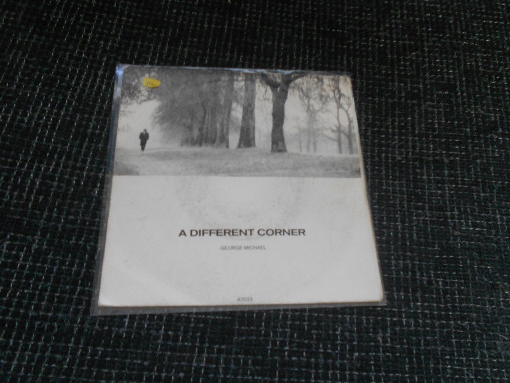 a different corner - george michael, Cd's en Dvd's, Vinyl Singles, Gebruikt, 7 inch, Ophalen of Verzenden, Fotohoes