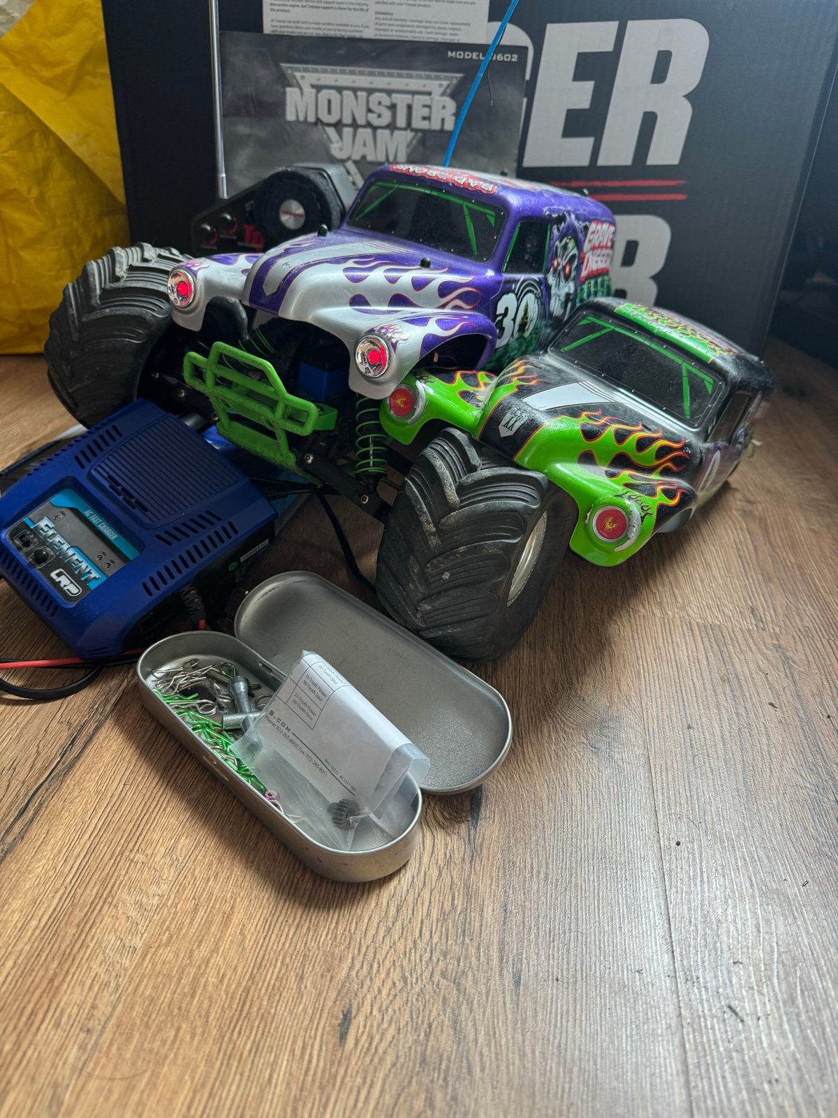 Traxxas Grave Digger RC Monster Truck met extra's, Elektro, Gebruikt, Verzenden, Auto offroad