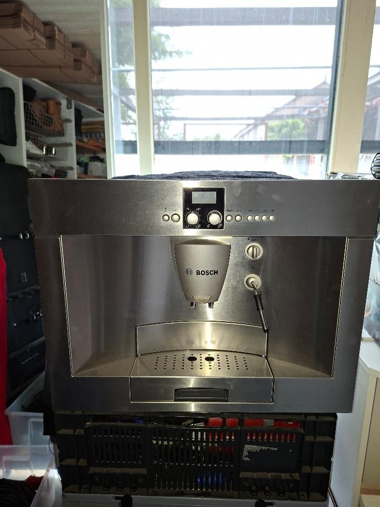Bosch inbouw koffiemachine, Witgoed en Apparatuur, Ophalen, Gebruikt, 10 kopjes of meer, Koffiemachine
