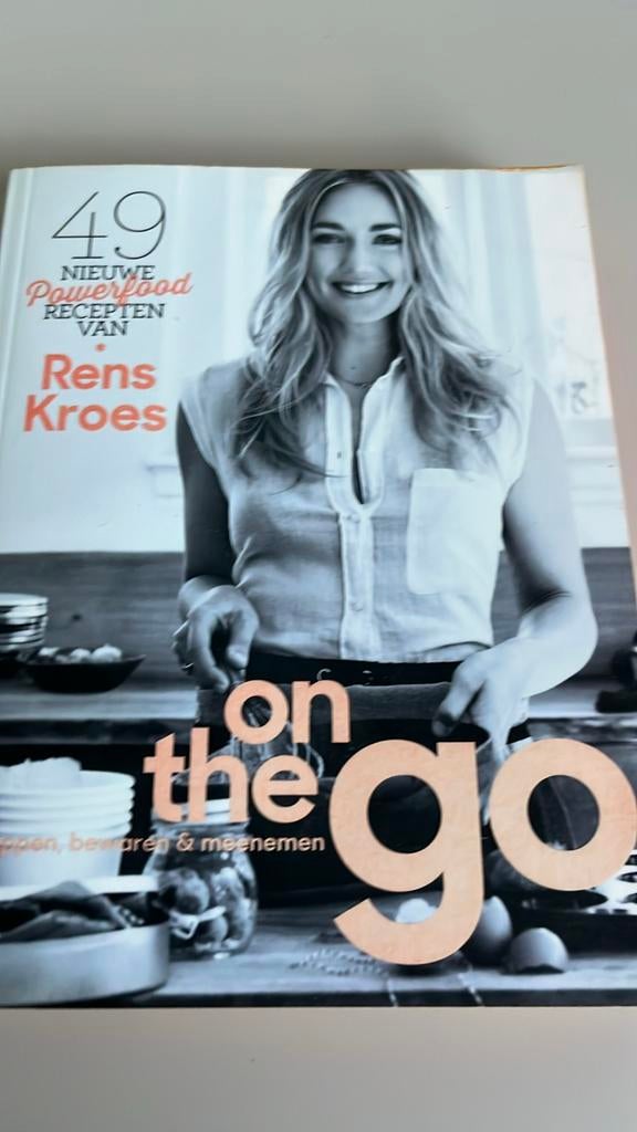 Rens Kroes: On the Go - Powerfood recepten, Boeken, Hoofdgerechten, Ophalen of Verzenden, Zo goed als nieuw, Gezond koken
